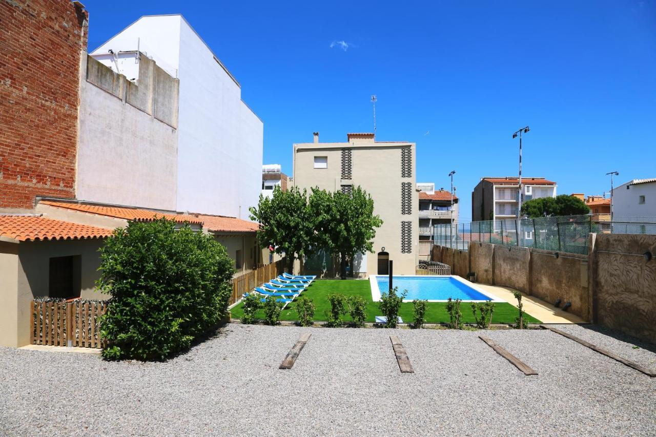 Rvapartaments Provenzal L' Escala المظهر الخارجي الصورة